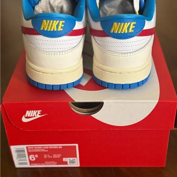 Nike Dunk low Retro SE- White and Blue (New -Size 6.5 Mens/Size 8 in Woman’s). - Picture 4 of 4